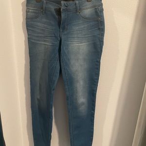 1822 denim jeans